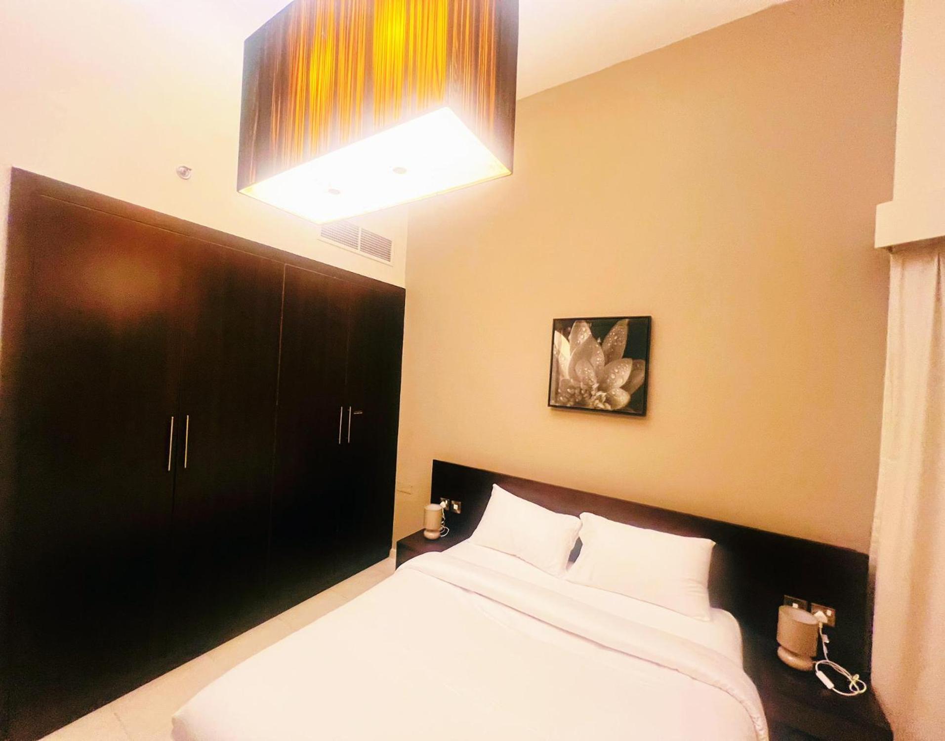 Alraef Luxury Apartments Dubai Bagian luar foto