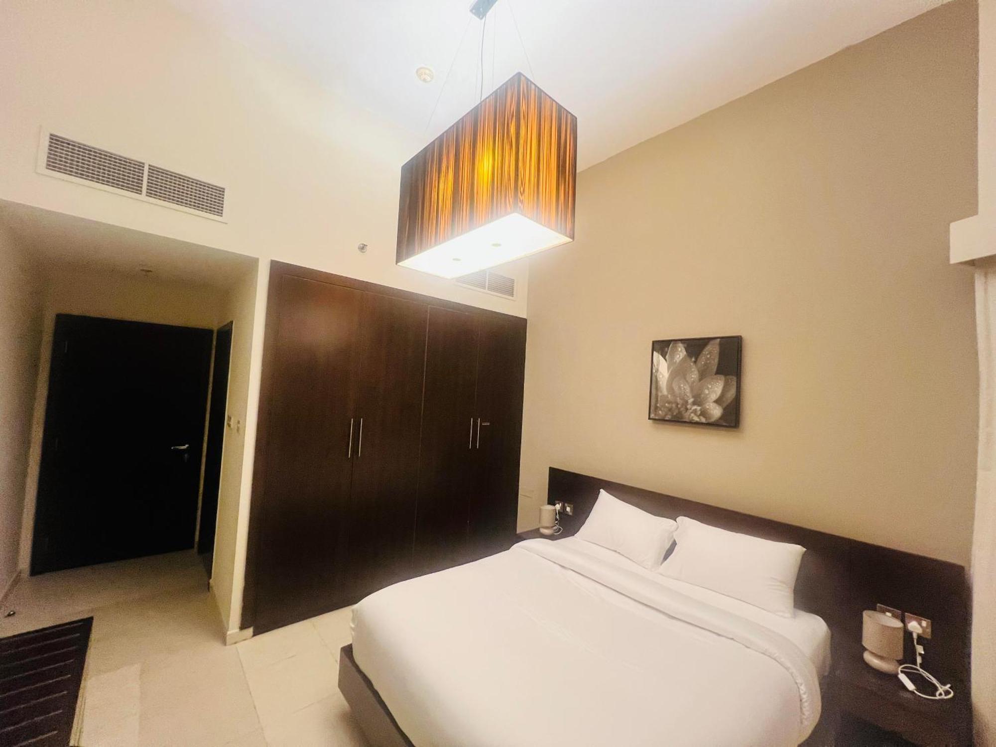 Alraef Luxury Apartments Dubai Bagian luar foto